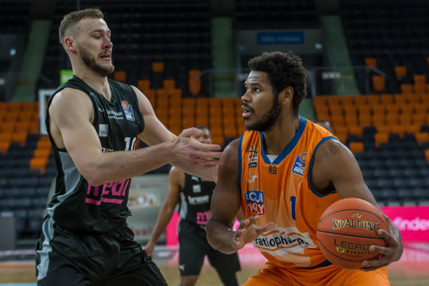 而李昊桐的 而李昊桐的