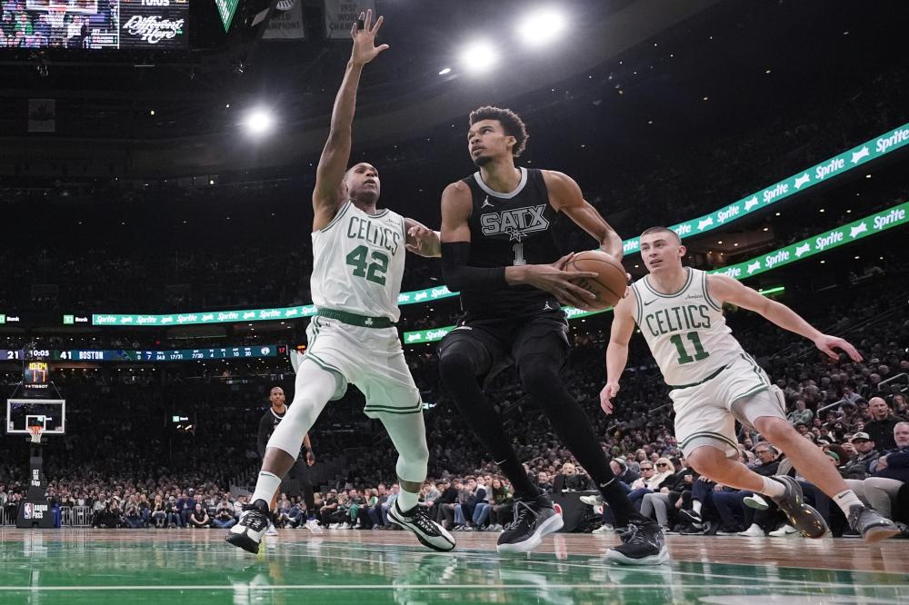 持压迫性的 持压迫性的